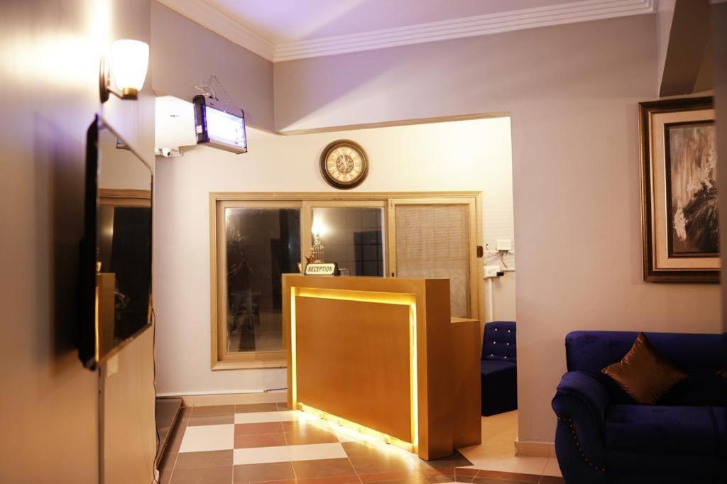 Diamond Lodge Karaçi Dış mekan fotoğraf